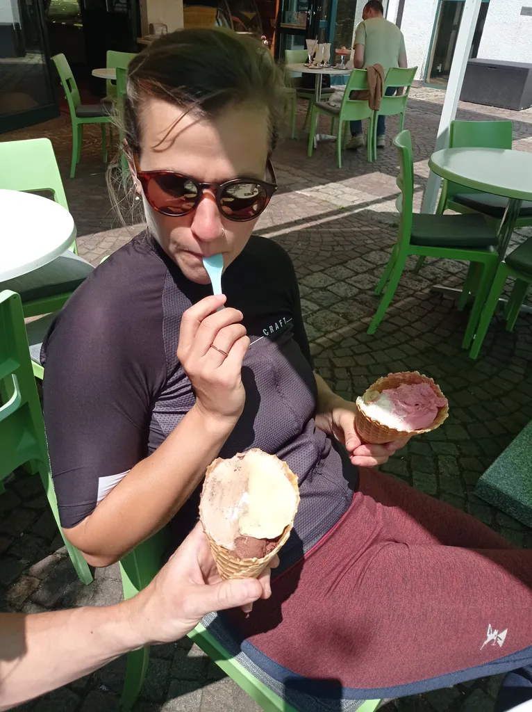 Voor de eerste ijs van de reis kozen we 3 bollen